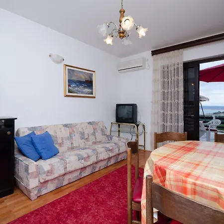 Dragica Apartment Dramalj